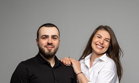Мы рады поделиться с вами яркими моментами нашей недавней фотосессии!
